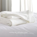 100% cotton 300gsm white full size blanket for baby use